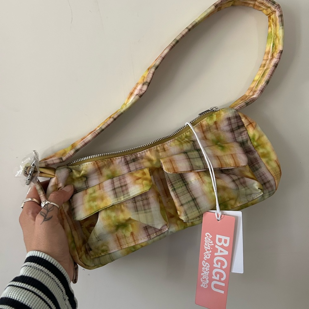 BAGGU Women's Multicolor Plaid Shoulder Bag